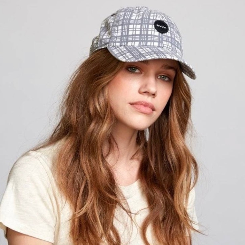 🌴RVCA Women’s Staple Dad Hat🌴